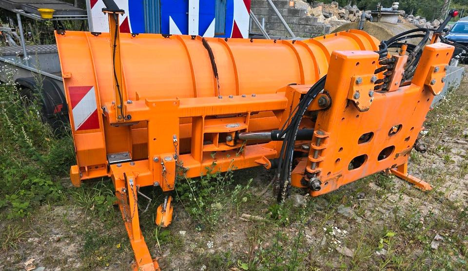 Bucher Schneepflug Ramox 300 NGR Schneeschieber Schneeschild Winterdienst Räumschild passend für Unimog 405/10 405/12 UGE UGN U300 U 300 400 500 - Lâmina limpa-neves: foto 2 Bucher Schneepflug Ramox 300 NGR Schneeschieber Schneeschild Winterdienst Räumschild passend für Unimog 405/10 405/12 UGE UGN U300 U 300 400 500 - Lâmina limpa-neves: foto 2