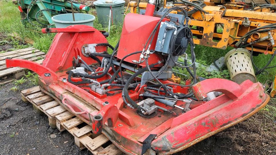 Loipfinger T320KLM Mähwerk Mulchgerät Mulchmäher für Aebi Kubota Iseki Deutz Fendt - Cortador de grama: foto 1 Loipfinger T320KLM Mähwerk Mulchgerät Mulchmäher für Aebi Kubota Iseki Deutz Fendt - Cortador de grama: foto 1