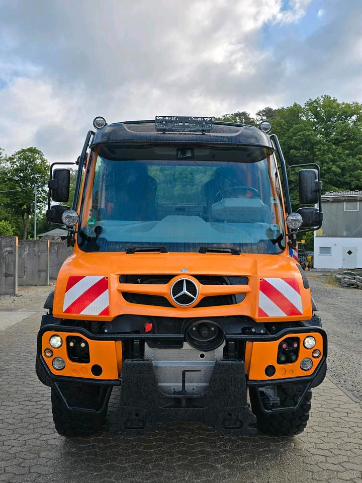 Neuwertiger Unimog U530 7800km EAS Easy-Drive Mercedes-Benz U 530 UGN UGE 405 527 535 435 430 Kipper - Veículo limpa-neves: foto 3 Neuwertiger Unimog U530 7800km EAS Easy-Drive Mercedes-Benz U 530 UGN UGE 405 527 535 435 430 Kipper - Veículo limpa-neves: foto 3