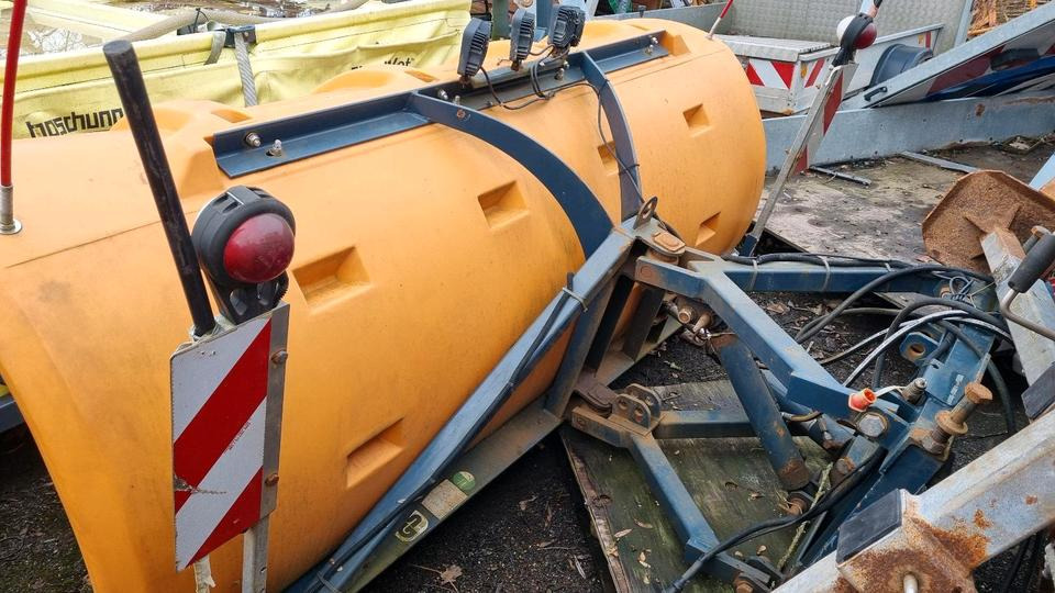 Schmidt SNK 27 VPZ Schneepflug Schneeschild Scheeschieber Winterdienst Unimog LKW - Lâmina limpa-neves: foto 2 Schmidt SNK 27 VPZ Schneepflug Schneeschild Scheeschieber Winterdienst Unimog LKW - Lâmina limpa-neves: foto 2