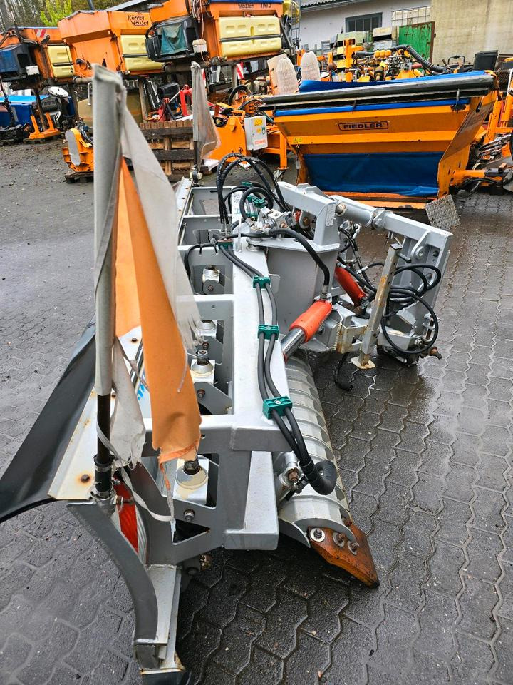 Springer SSL 2902-3 Schneepflug Schneeschild Schneeschieber Unimog 405 U300 400 500 423 427 Schmidt Beilhack Mercedes-Benz - Lâmina limpa-neves: foto 5 Springer SSL 2902-3 Schneepflug Schneeschild Schneeschieber Unimog 405 U300 400 500 423 427 Schmidt Beilhack Mercedes-Benz - Lâmina limpa-neves: foto 5