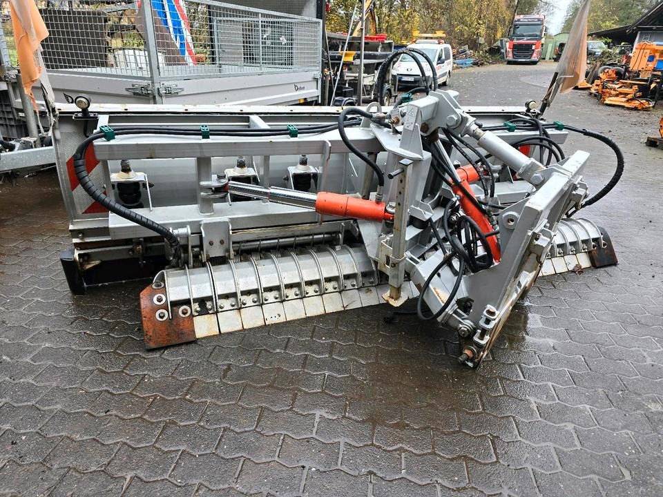 Springer SSL 2902-3 Schneepflug Schneeschild Schneeschieber Unimog 405 U300 400 500 423 427 Schmidt Beilhack Mercedes-Benz - Lâmina limpa-neves: foto 1 Springer SSL 2902-3 Schneepflug Schneeschild Schneeschieber Unimog 405 U300 400 500 423 427 Schmidt Beilhack Mercedes-Benz - Lâmina limpa-neves: foto 1