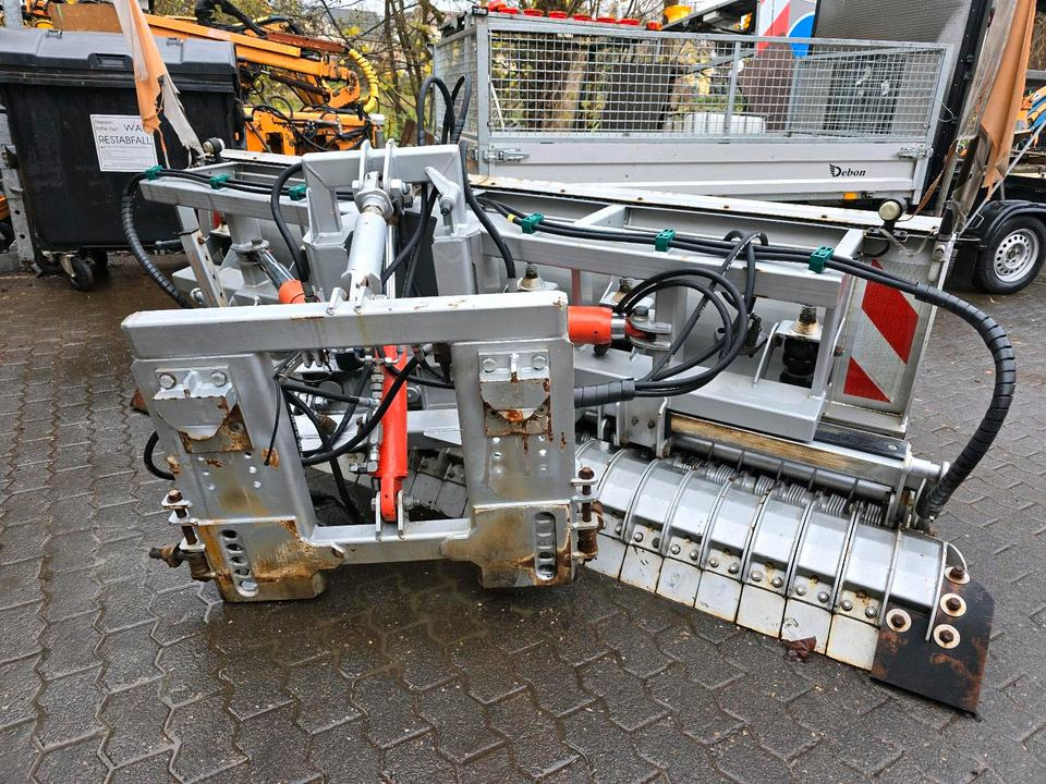 Springer SSL 2902-3 Schneepflug Schneeschild Schneeschieber Unimog 405 U300 400 500 423 427 Schmidt Beilhack Mercedes-Benz - Lâmina limpa-neves: foto 2 Springer SSL 2902-3 Schneepflug Schneeschild Schneeschieber Unimog 405 U300 400 500 423 427 Schmidt Beilhack Mercedes-Benz - Lâmina limpa-neves: foto 2