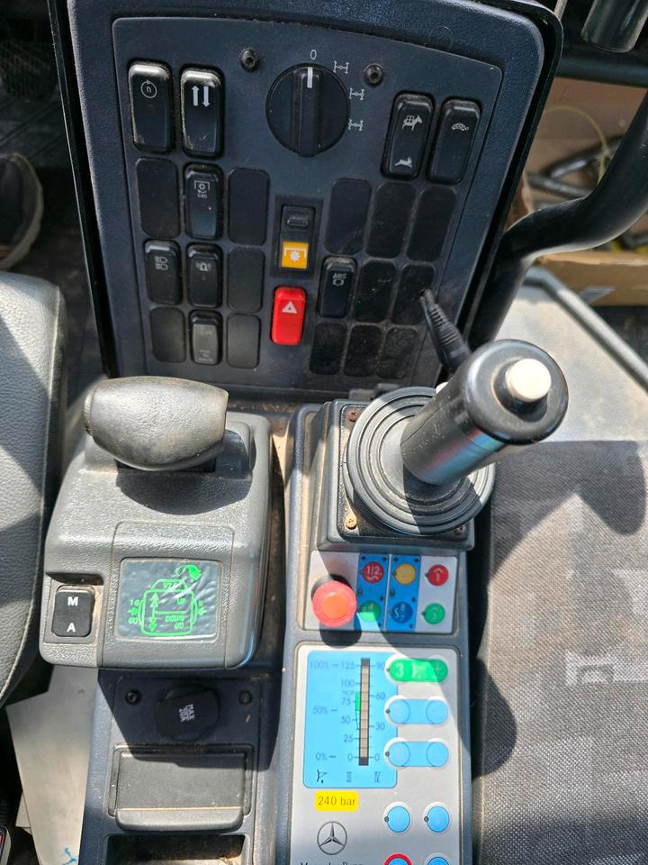 Veículo limpa-neves Unimog 405/10 U300 Bluetec 4 Automatik EAS Mercedes-Benz U 300  UGE UGN mit Kipperpritsche: foto 11