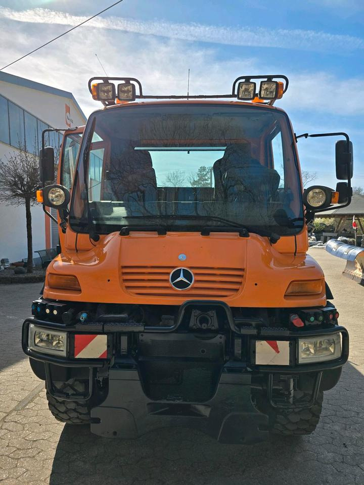 Unimog 405/10 U400 Bluetec 5 Leistungshydraulik Hydrostat U 400 500 300 Mercedes-Benz 318 218 430 423 427 - Veículo limpa-neves: foto 4 Unimog 405/10 U400 Bluetec 5 Leistungshydraulik Hydrostat U 400 500 300 Mercedes-Benz 318 218 430 423 427 - Veículo limpa-neves: foto 4