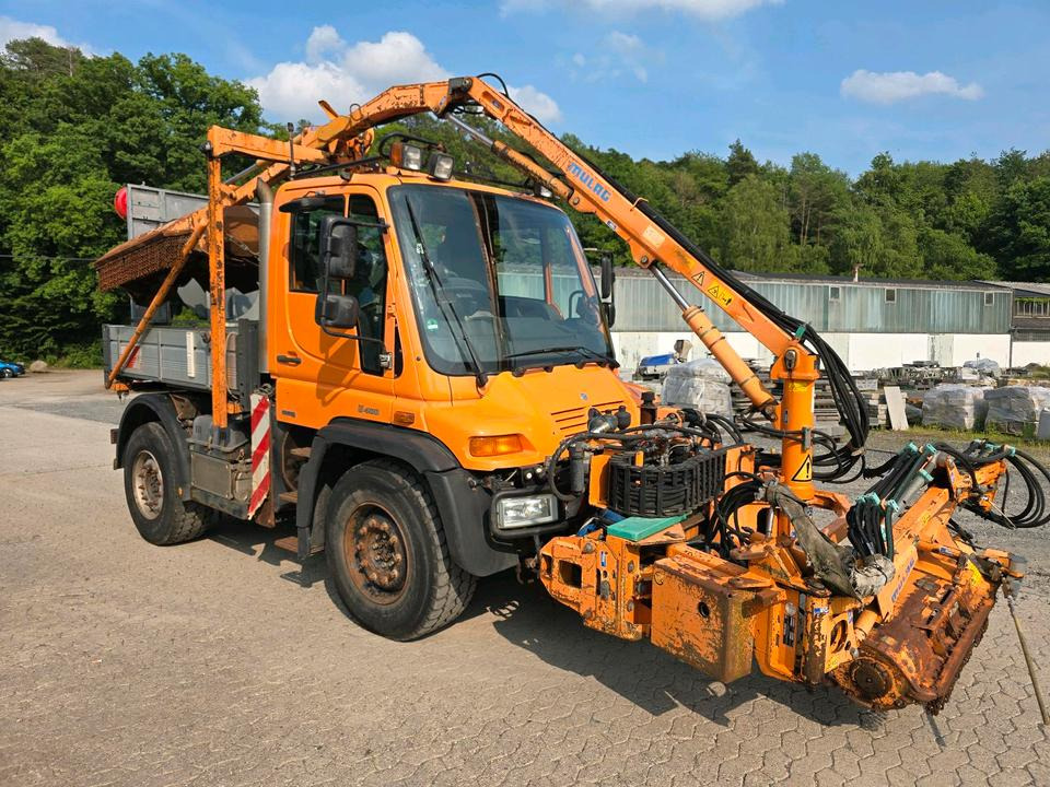 Unimog 405/12 U400 6-Zylinder Mulag Mähausleger MKM 700 UGN UGE 405/10 Mercedes-Benz U 300 500 Böschungsmäher 400 - Veículo limpa-neves: foto 2 Unimog 405/12 U400 6-Zylinder Mulag Mähausleger MKM 700 UGN UGE 405/10 Mercedes-Benz U 300 500 Böschungsmäher 400 - Veículo limpa-neves: foto 2