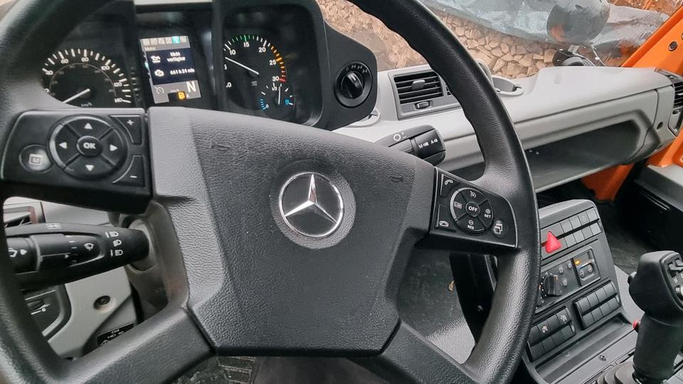 Camião de caixa aberta/ Plataforma, Veículo municipal/ Especial Unimog 405 U318 EAS 640-Betriebsstunden Mercedes-Benz 318 323 327  Automatik Euro6: foto 9