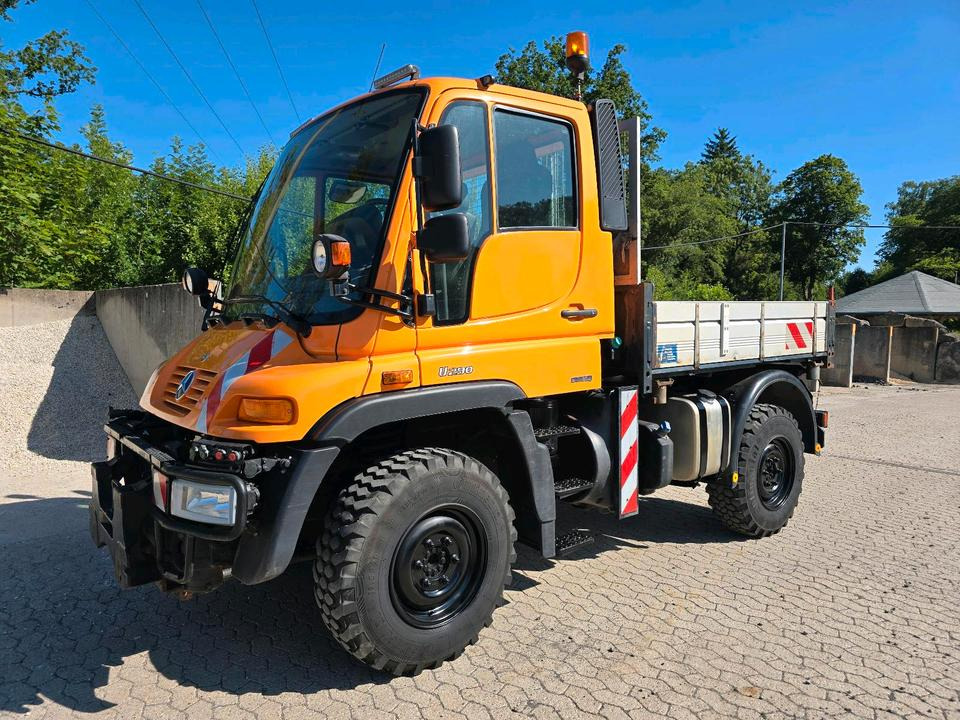 Unimog U290 405/10 UGN UGE Mercedes-Benz U 290 300 400 500 405/12 Kipper Pritsche - Veículo limpa-neves: foto 1 Unimog U290 405/10 UGN UGE Mercedes-Benz U 290 300 400 500 405/12 Kipper Pritsche - Veículo limpa-neves: foto 1