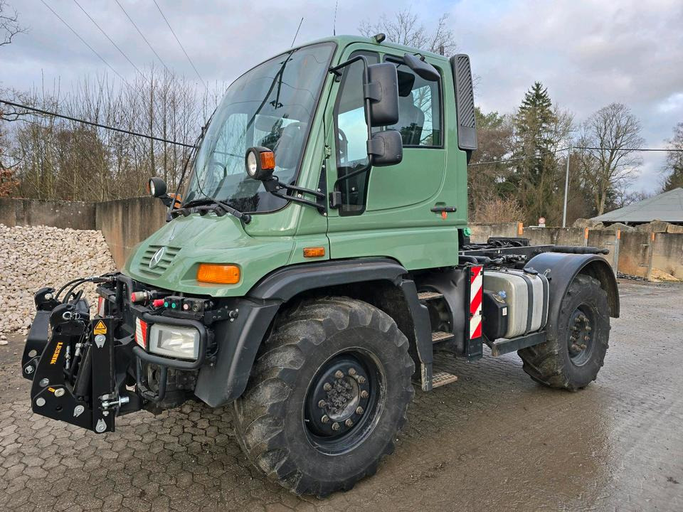 Unimog U400 AGRAR 405/10 405/12 NKS-Z-UGN-43K Mercedes-Benz UGE UGN LOF U 300 400 500 - Caminhão chassi, Veículo municipal/ Especial: foto 1 Unimog U400 AGRAR 405/10 405/12 NKS-Z-UGN-43K Mercedes-Benz UGE UGN LOF U 300 400 500 - Caminhão chassi, Veículo municipal/ Especial: foto 1