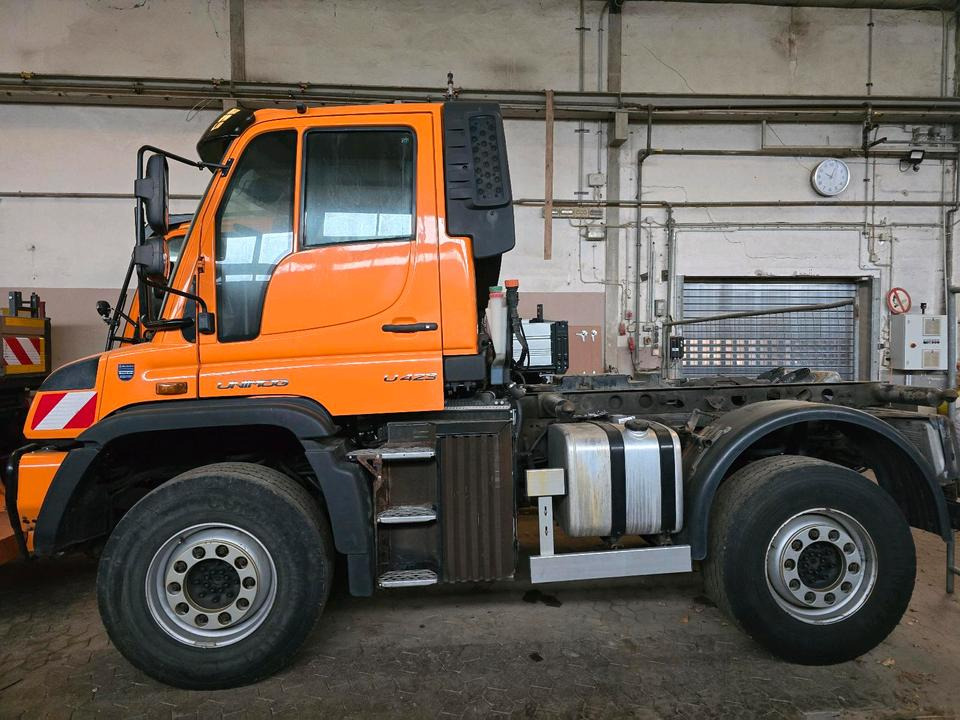 Unimog U423 EAS NKS-Z-UGE-43 Mercedes-Benz 405/10 405/12 UGE Mercedes-Benz U 318 323 327 423 427 429 430 EasyDrive Variopilot - Caminhão chassi, Veículo municipal/ Especial: foto 4 Unimog U423 EAS NKS-Z-UGE-43 Mercedes-Benz 405/10 405/12 UGE Mercedes-Benz U 318 323 327 423 427 429 430 EasyDrive Variopilot - Caminhão chassi, Veículo municipal/ Especial: foto 4