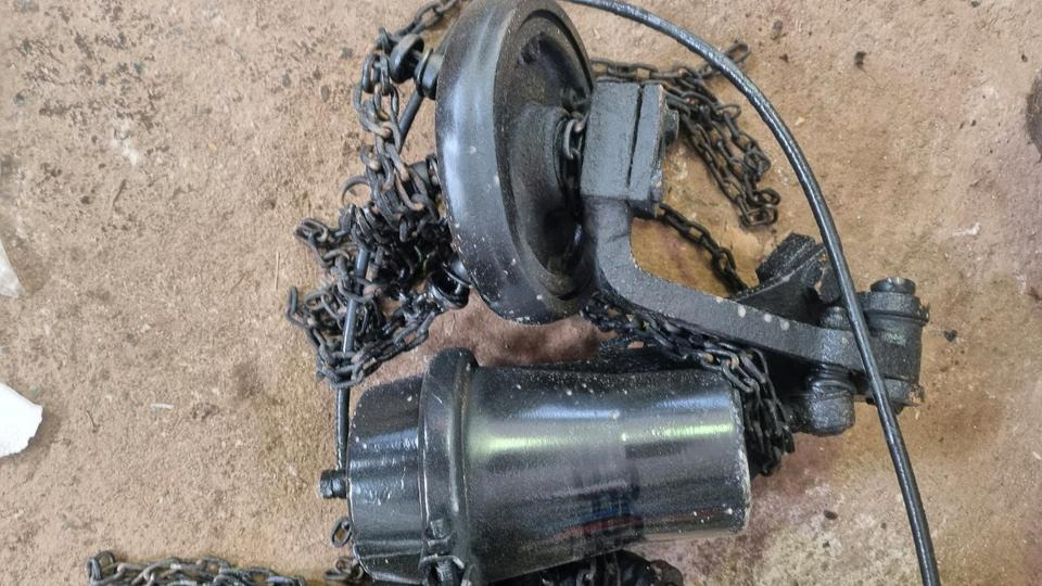 Unterwurfketten Unimog 405 U400 300 U 500 400 20 423 530 530 318 Schleuderketten Rud Schneeketten - Jantes e pneus de Veículo municipal/ Especial: foto 2 Unterwurfketten Unimog 405 U400 300 U 500 400 20 423 530 530 318 Schleuderketten Rud Schneeketten - Jantes e pneus de Veículo municipal/ Especial: foto 2