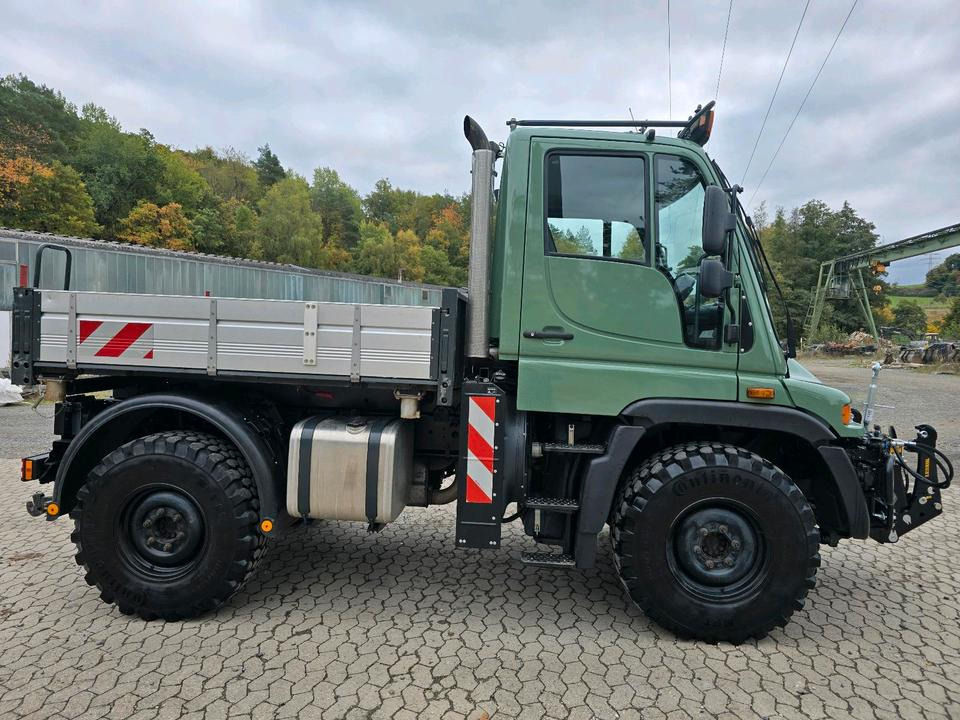 Unimog U300 AGRAR 405/10 405/12 NKS-Z-UGN-43K Mercedes-Benz  UGE UGN LOF U 300 400 500 - Veículo municipal/ Especial: foto 4 Unimog U300 AGRAR 405/10 405/12 NKS-Z-UGN-43K Mercedes-Benz  UGE UGN LOF U 300 400 500 - Veículo municipal/ Especial: foto 4