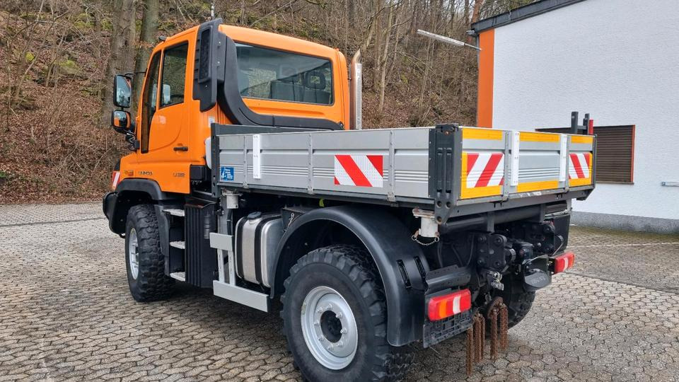Zu vermieten Unimog 405 U318 423 429 430 Mercedes Benz 318 527 Vermietung - Veículo limpa-neves: foto 5 Zu vermieten Unimog 405 U318 423 429 430 Mercedes Benz 318 527 Vermietung - Veículo limpa-neves: foto 5