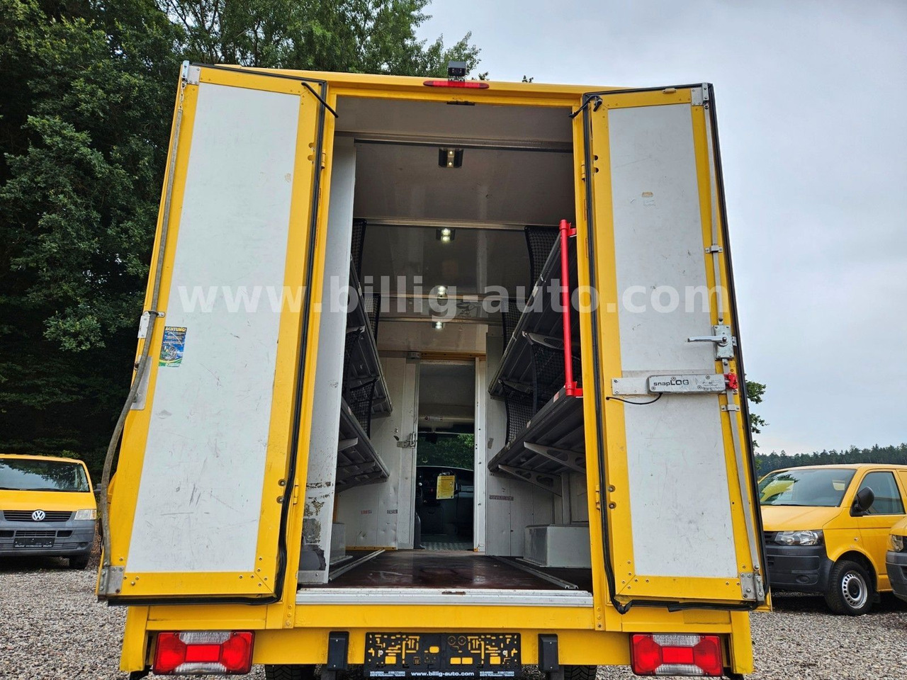 Iveco Daily 1.Hand*EU4* Regale Integralkoffer DHL POST - Food truck: foto 5 Iveco Daily 1.Hand*EU4* Regale Integralkoffer DHL POST - Food truck: foto 5