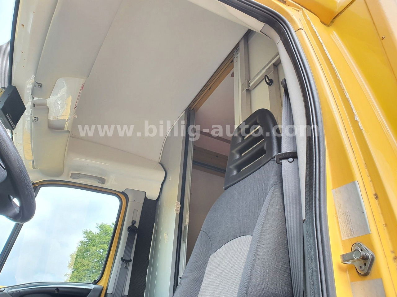 Locação de  Iveco Daily Koffer Kasten Integralkoffer Automatik Iveco Daily Koffer Kasten Integralkoffer Automatik: foto 9