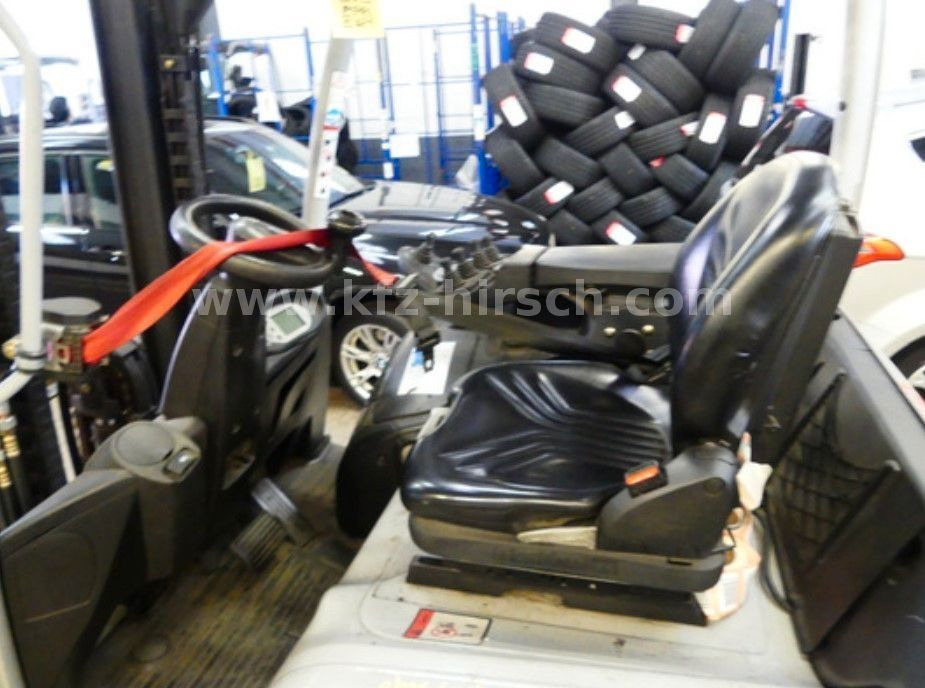 Still RX20 - 18 hydrl. Zinkenverstellung | 4-Rad |1.Hd - Empilhadeira elétrica: foto 5 Still RX20 - 18 hydrl. Zinkenverstellung | 4-Rad |1.Hd - Empilhadeira elétrica: foto 5