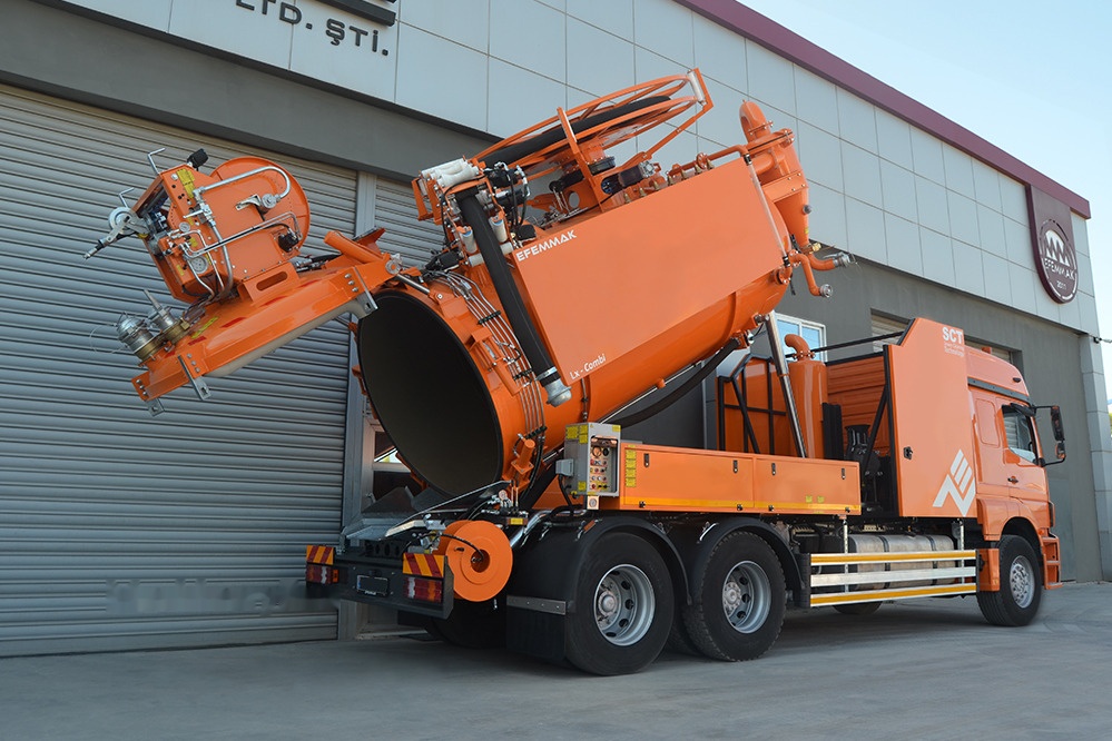 EFEMMAK Lx-Combi - Caminhão limpa fossa: foto 5 EFEMMAK Lx-Combi - Caminhão limpa fossa: foto 5