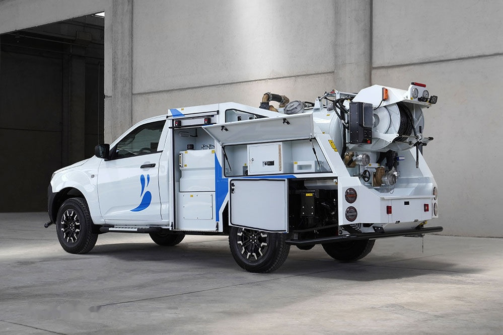 EFEMMAK Xs-Combi Combined Sewer Jetting And Vacuum Vehicle - Caminhão limpa fossa: foto 4 EFEMMAK Xs-Combi Combined Sewer Jetting And Vacuum Vehicle - Caminhão limpa fossa: foto 4