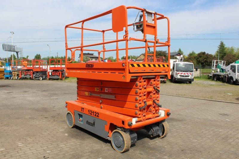 Imer podnośnik nożycowy elektryczny 14 m Imer/Iteco IT12122 - Plataforma de Tijera/ Plataforma de tesoura: foto 3 Imer podnośnik nożycowy elektryczny 14 m Imer/Iteco IT12122 - Plataforma de Tijera/ Plataforma de tesoura: foto 3