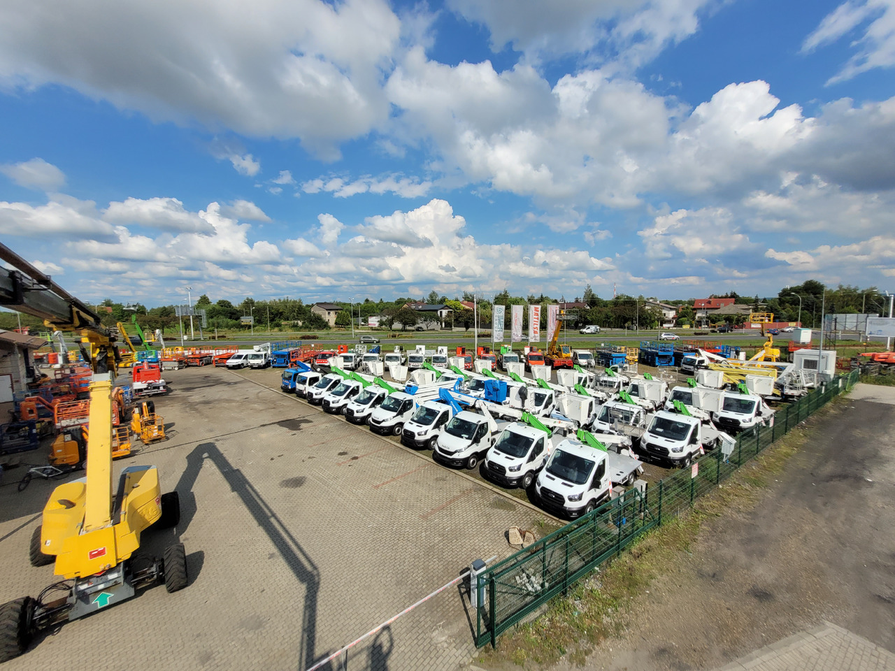 Caminhão com plataforma aérea Iveco Daily 35S11 podnośnik koszowy 20 m Multitel MT202DS bucket truck boom lift: foto 23