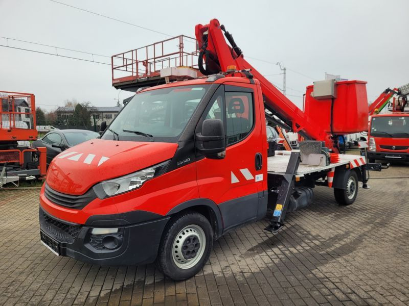 Iveco Daily 35S12 podnośnik koszowy 17 m CTE B-Lift 17 - Caminhão com plataforma aérea: foto 1 Iveco Daily 35S12 podnośnik koszowy 17 m CTE B-Lift 17 - Caminhão com plataforma aérea: foto 1