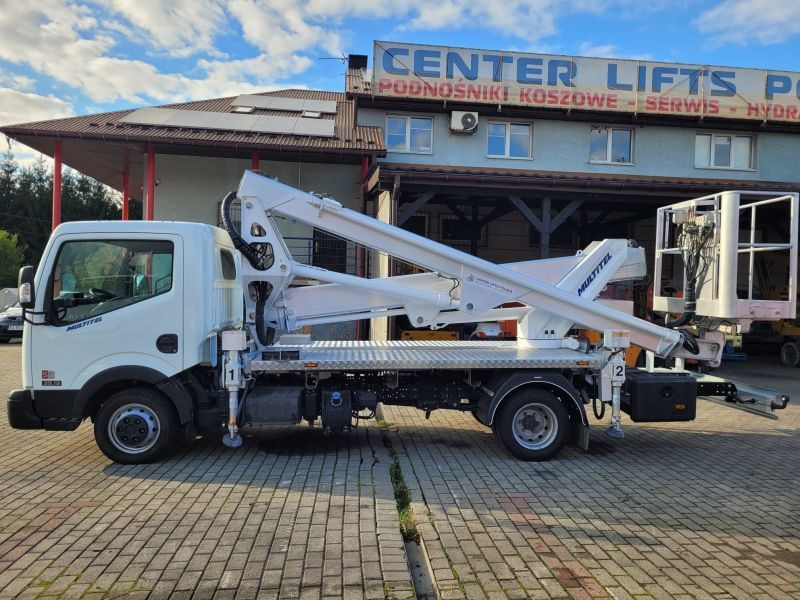 Nissan Cabstar NT400 podnośnik koszowy 20 m Multitel HX200 - Caminhão com plataforma aérea: foto 5 Nissan Cabstar NT400 podnośnik koszowy 20 m Multitel HX200 - Caminhão com plataforma aérea: foto 5