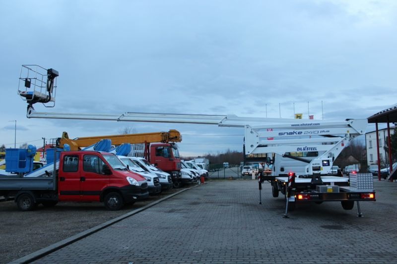 Caminhão com plataforma aérea nuevo Oil&Steel Snake 2413 Plus 24 m zamontowany na Iveco 35S14H: foto 9