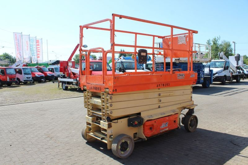 Podnośnik nożycowy elektryczny 12 m JLG 3246 ES - Plataforma de Tijera/ Plataforma de tesoura: foto 3 Podnośnik nożycowy elektryczny 12 m JLG 3246 ES - Plataforma de Tijera/ Plataforma de tesoura: foto 3