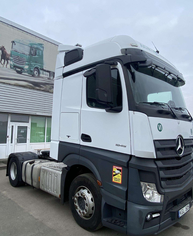 Mercedes-Benz ACTROS 1845 BIG SPACE - Tractor: foto 2 Mercedes-Benz ACTROS 1845 BIG SPACE - Tractor: foto 2
