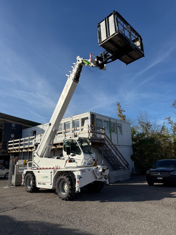 Merlo Roto 40.25 MCSS - Empilhador telescópico: foto 5 Merlo Roto 40.25 MCSS - Empilhador telescópico: foto 5