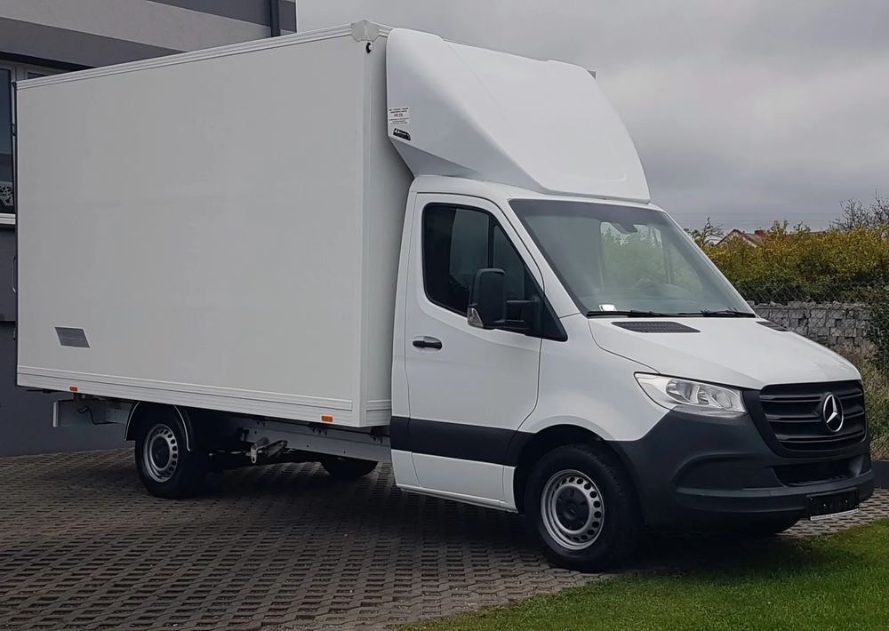 Mercedes-Benz Sprinter KONTENER 8EP 4,13x2,17x2,30 KLIMA 314 CDI MANUAL KRAJOWY - Carrinha de contentor: foto 1 Mercedes-Benz Sprinter KONTENER 8EP 4,13x2,17x2,30 KLIMA 314 CDI MANUAL KRAJOWY - Carrinha de contentor: foto 1