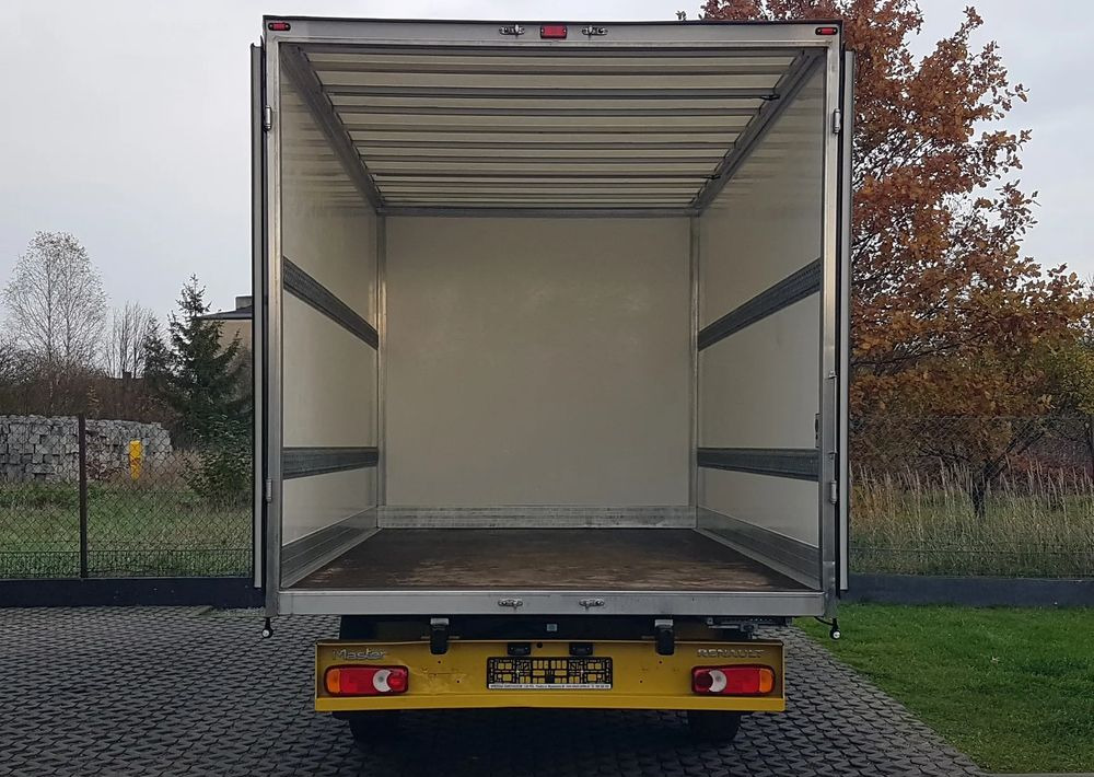 Renault MASTER KONTENER 8EP 4,21x2,23x2,22 KLIMA KRAJOWY MANUAL 6-BIEGÓW - Carrinha de contentor: foto 5 Renault MASTER KONTENER 8EP 4,21x2,23x2,22 KLIMA KRAJOWY MANUAL 6-BIEGÓW - Carrinha de contentor: foto 5
