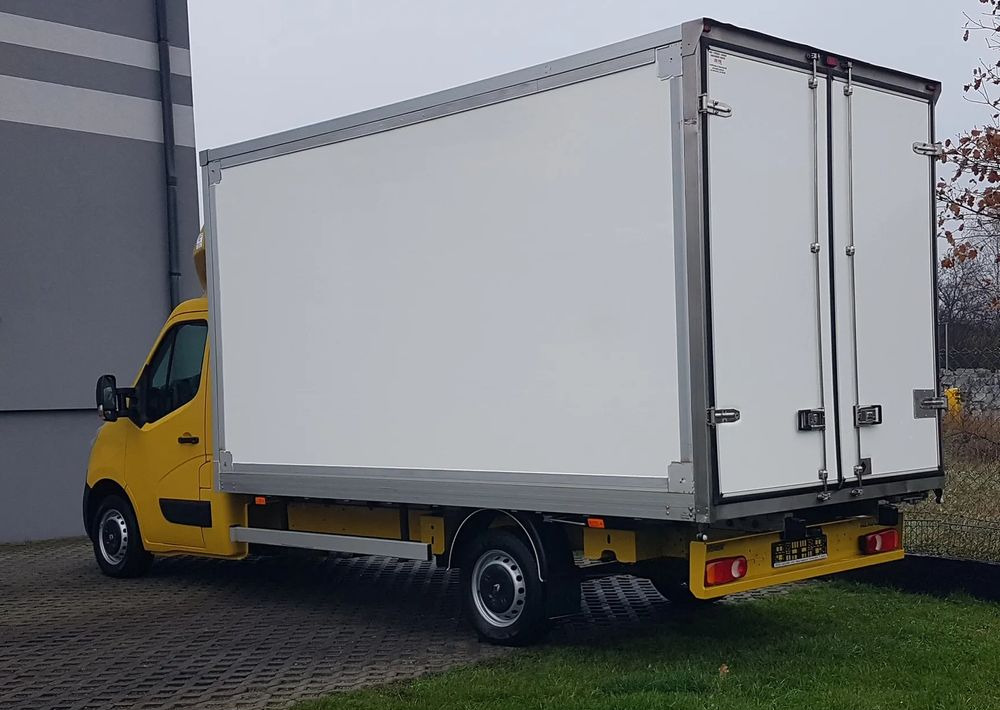 Renault MASTER KONTENER 8EP 4,21x2,23x2,22 KLIMA MANUAL KRAJOWY 6-BIEGÓW - Carrinha de contentor: foto 3 Renault MASTER KONTENER 8EP 4,21x2,23x2,22 KLIMA MANUAL KRAJOWY 6-BIEGÓW - Carrinha de contentor: foto 3