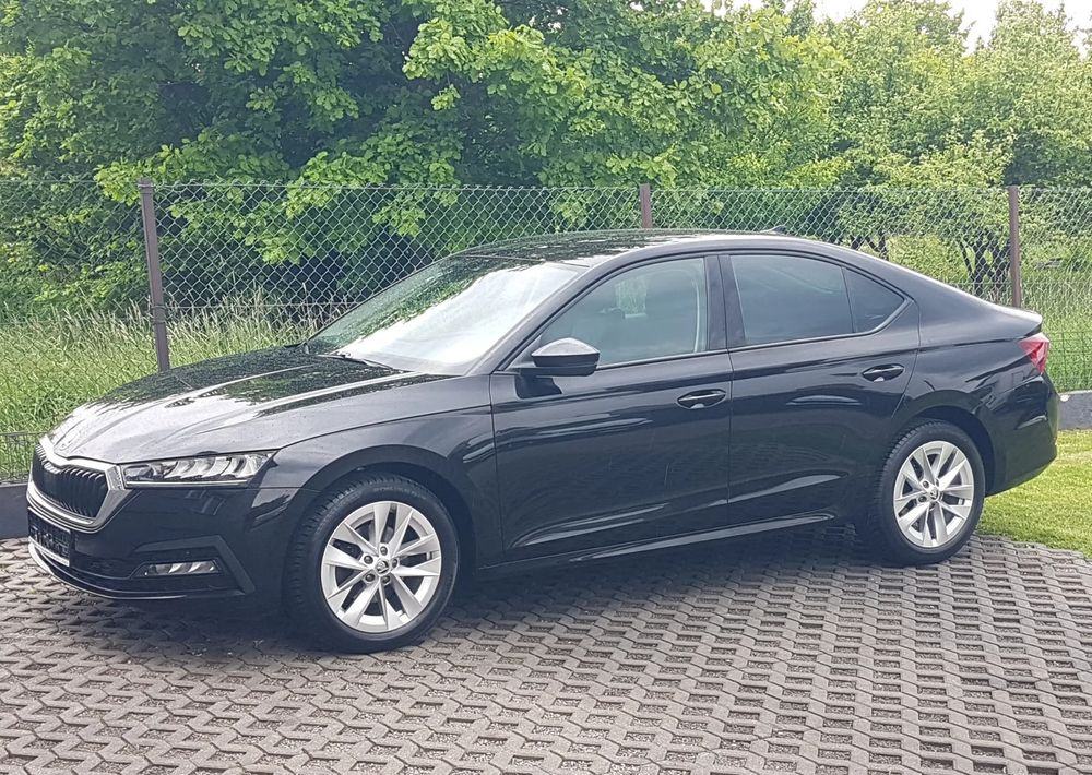 Skoda Octavia 1.5 TSI ACT Ambition - Automóvel: foto 2 Skoda Octavia 1.5 TSI ACT Ambition - Automóvel: foto 2