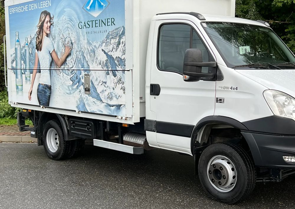 Iveco * IVECO 70C17 * Allrad *4x4* Stan Perfekcyjny * Sprowadzony ( Kamper Kiper Wywrotka ) - Caminhão furgão: foto 4 Iveco * IVECO 70C17 * Allrad *4x4* Stan Perfekcyjny * Sprowadzony ( Kamper Kiper Wywrotka ) - Caminhão furgão: foto 4