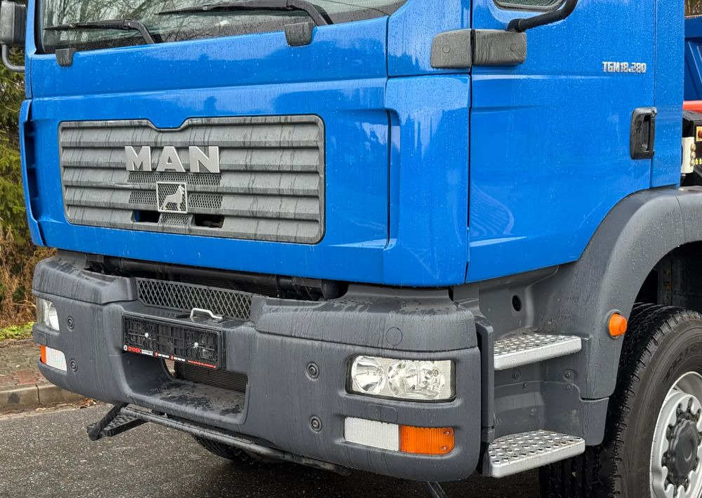 Caminhão basculante MAN * MAN 18 280 * Kiper Wywrotka * 4x4 * HDS Palfinger 120 STAN BARDZO DOBRY * Sprowadzony: foto 14 Caminhão basculante MAN * MAN 18 280 * Kiper Wywrotka * 4x4 * HDS Palfinger 120 STAN BARDZO DOBRY * Sprowadzony: foto 14