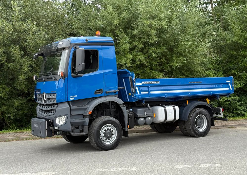 Mercedes-Benz * Arocs * 4X4 * JAK NOWY * Wywrotka Kiper Meiller * Sprowadzony * 80.700 km Oryginalnie * Mercedes - Caminhão basculante: foto 3 Mercedes-Benz * Arocs * 4X4 * JAK NOWY * Wywrotka Kiper Meiller * Sprowadzony * 80.700 km Oryginalnie * Mercedes - Caminhão basculante: foto 3