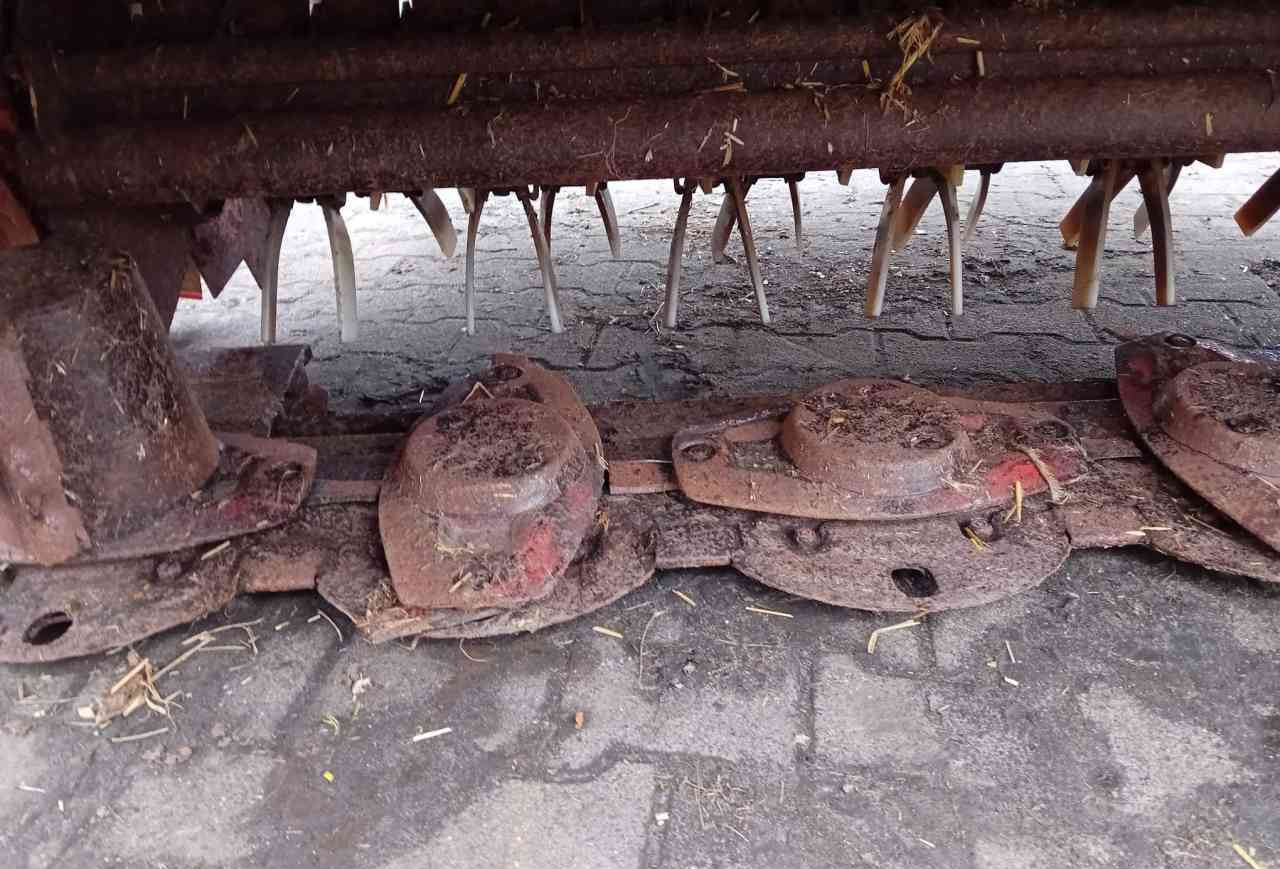 Kuhn FC243 schijvenmaaier - Gadanheira: foto 5 Kuhn FC243 schijvenmaaier - Gadanheira: foto 5