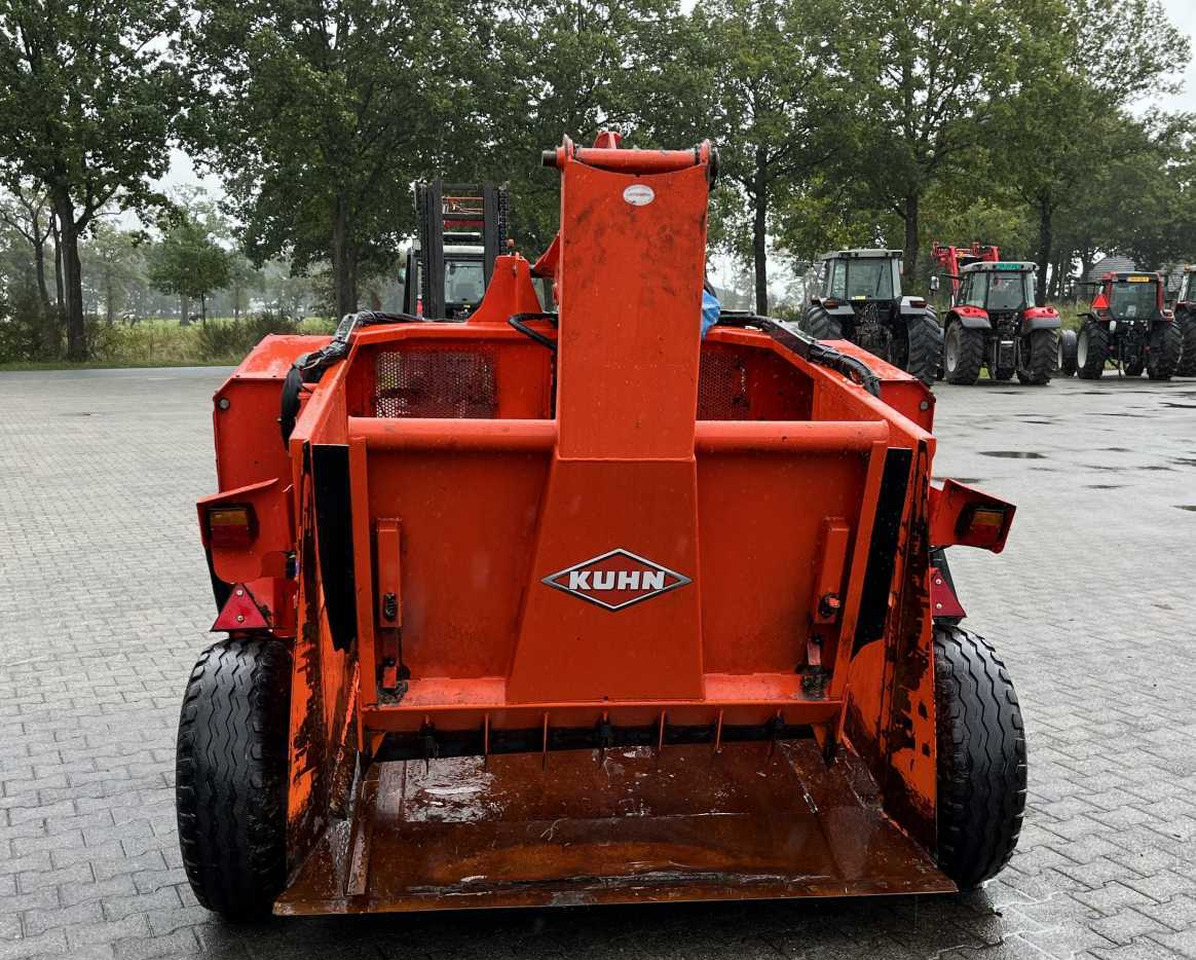 Equipamento para silagem Kuhn Polycrock 3850 voermachines: foto 6