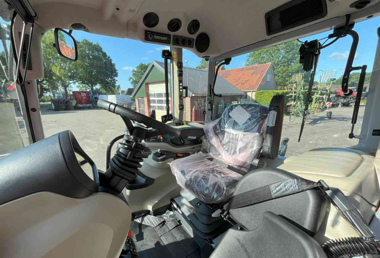 Massey Ferguson 5M.145 Dyna-4 Tractoren - Trator: foto 5 Massey Ferguson 5M.145 Dyna-4 Tractoren - Trator: foto 5