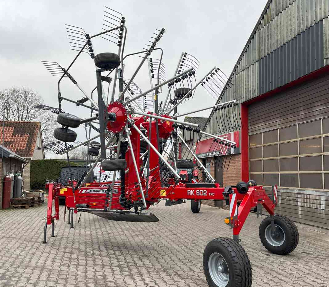 Massey Ferguson RK 802 TRC weidebouwmachines Fella Hark Rake Zwiller - Ancinho enleirador: foto 4 Massey Ferguson RK 802 TRC weidebouwmachines Fella Hark Rake Zwiller - Ancinho enleirador: foto 4