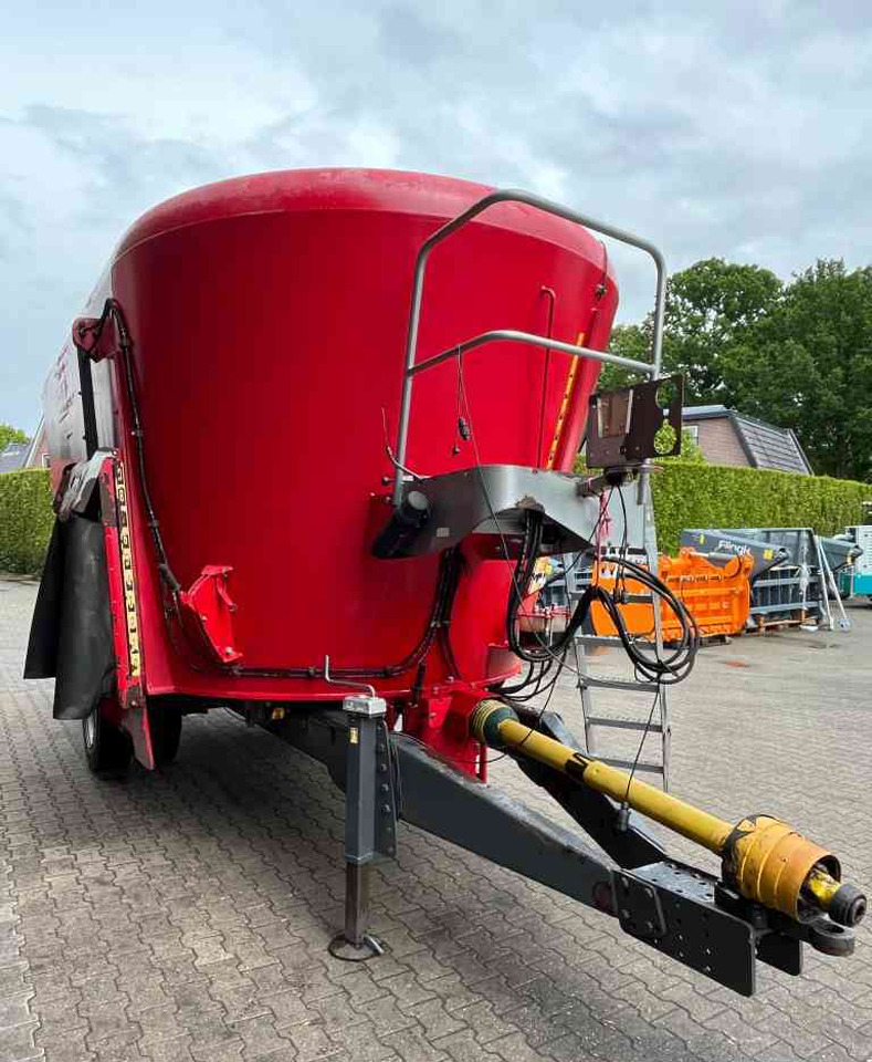 Peecon VME 250 Voermengwagen voermachines - Misturadora Alimentadora: foto 3 Peecon VME 250 Voermengwagen voermachines - Misturadora Alimentadora: foto 3