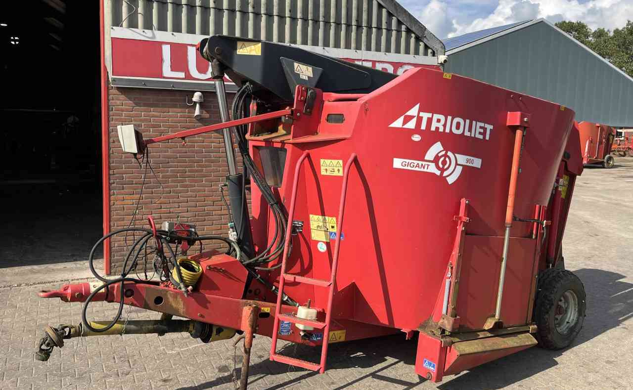 Trioliet Gigant 900 voermengwagen zelfladend Voermachines - Misturadora Alimentadora: foto 1 Trioliet Gigant 900 voermengwagen zelfladend Voermachines - Misturadora Alimentadora: foto 1