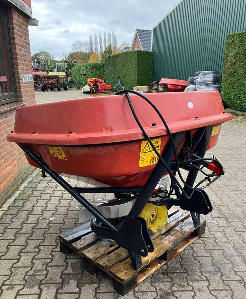 Trioliet TST Kunstmeststrooier mestverwerking - Distribuidor de fertilizantes: foto 3 Trioliet TST Kunstmeststrooier mestverwerking - Distribuidor de fertilizantes: foto 3