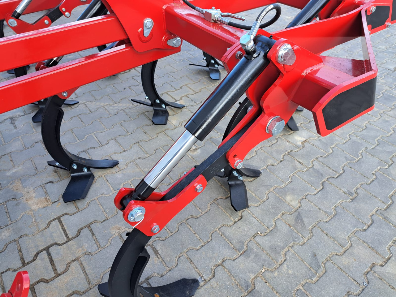 AMJ AGRO Porto 300 - Maquina para lavrar a terra: foto 4 AMJ AGRO Porto 300 - Maquina para lavrar a terra: foto 4