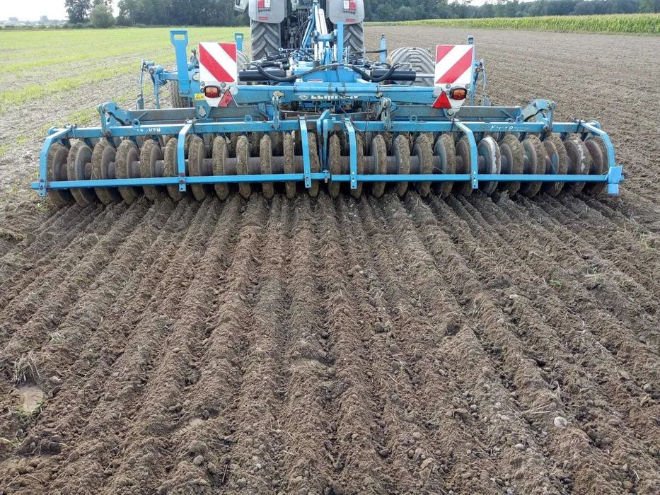 Lemken Karat 9/500 agregat bezorkowy - Maquina para lavrar a terra: foto 3 Lemken Karat 9/500 agregat bezorkowy - Maquina para lavrar a terra: foto 3