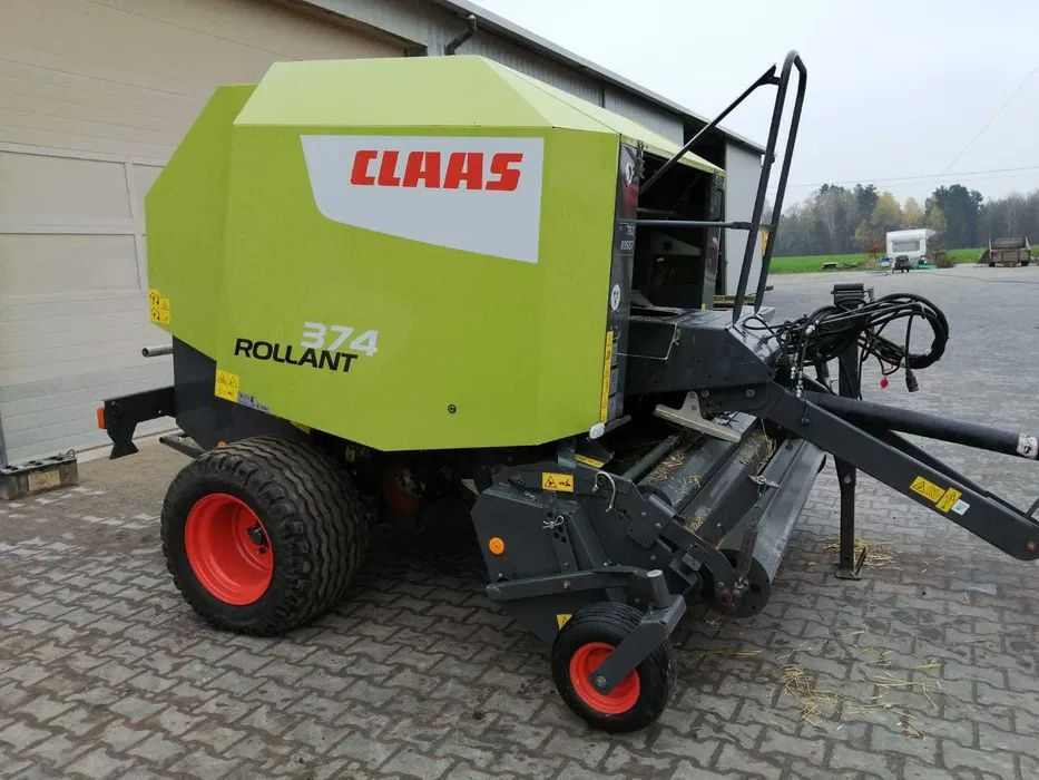Prasa rolująca Claas Rollant 374 - Enfardadeira de fardos redondos: foto 2 Prasa rolująca Claas Rollant 374 - Enfardadeira de fardos redondos: foto 2