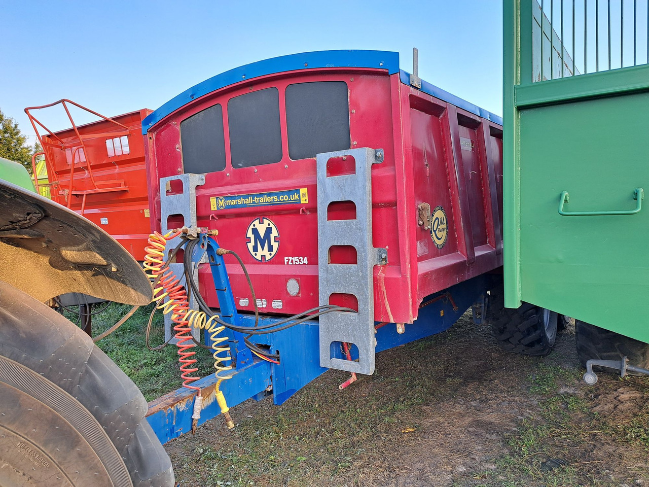 Przyczepa skorupowa Marshall 15 ton - Reboque agrícola: foto 2 Przyczepa skorupowa Marshall 15 ton - Reboque agrícola: foto 2