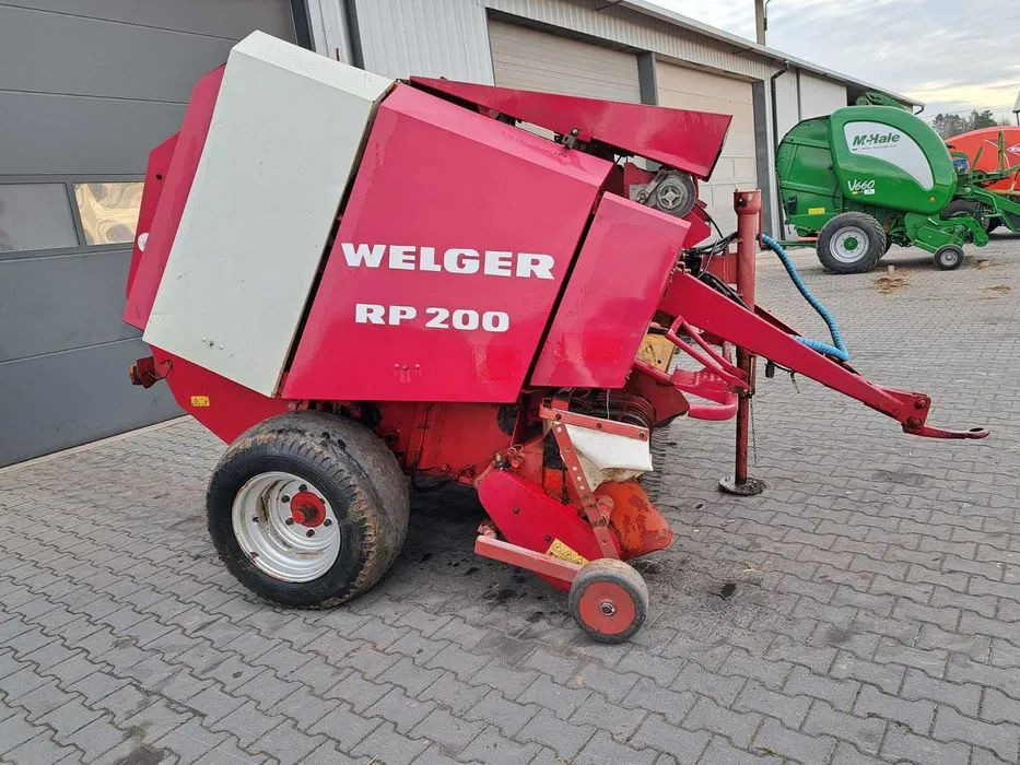 Welger RP 200 - Enfardadeira de fardos redondos: foto 1 Welger RP 200 - Enfardadeira de fardos redondos: foto 1
