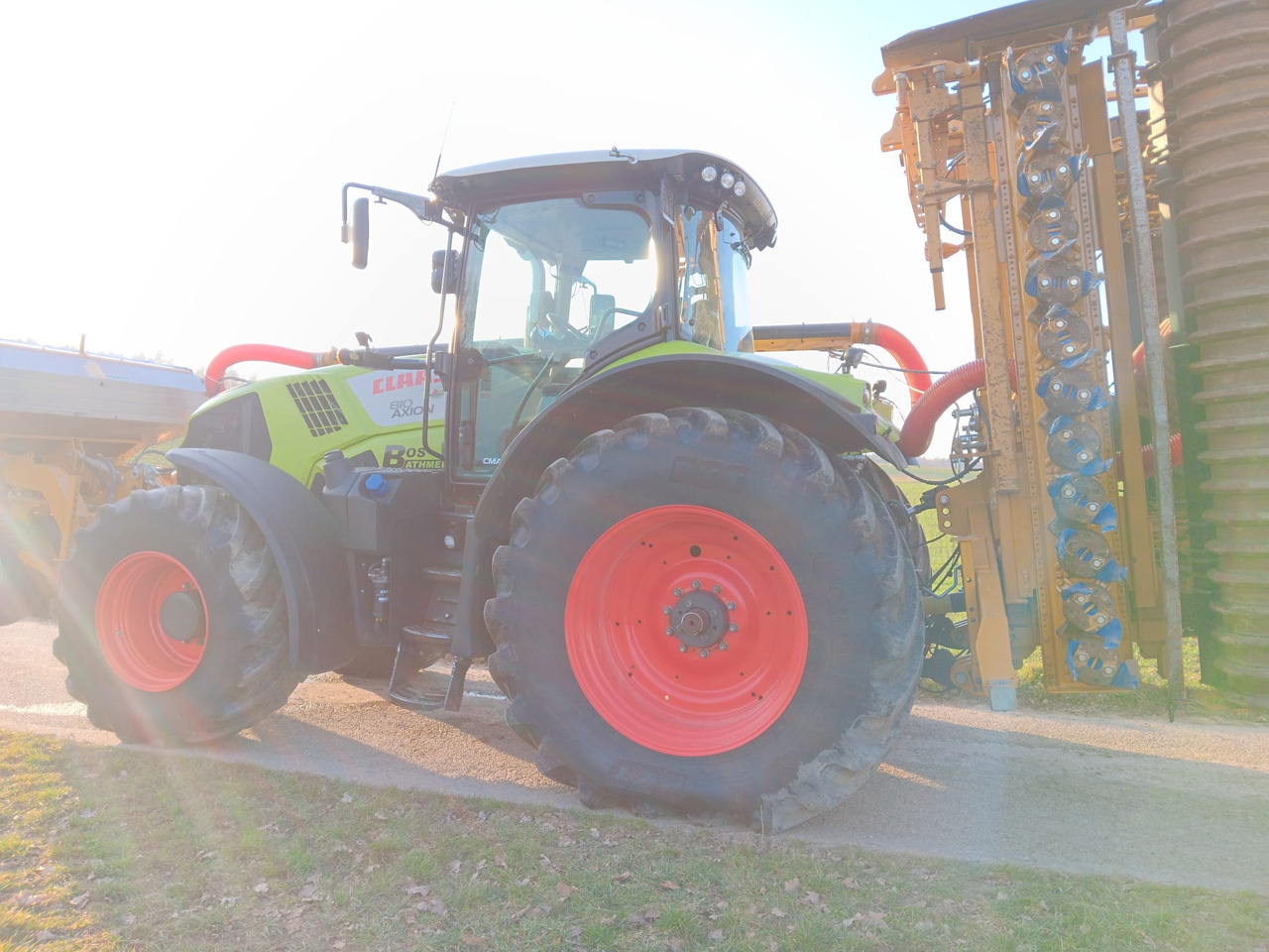 Claas Axion 810 C Matic CEBIS FZW - Trator: foto 2 Claas Axion 810 C Matic CEBIS FZW - Trator: foto 2